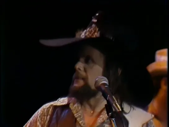 Johnny Paycheck & Mac Davis – Take This Job & Shove It