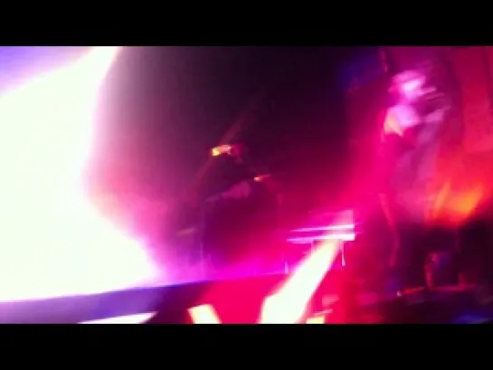 Hey Cruel World: No Reflection [San Antonio, TX, USA, Sunken Gardens 12.05.2012, HD]