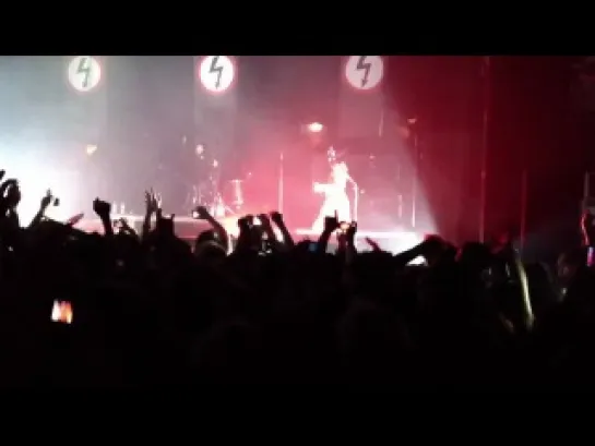 Hey Cruel World: The Beautiful People [Silver Spring, MD, USA, Fillmore 01.05.2012, HD]