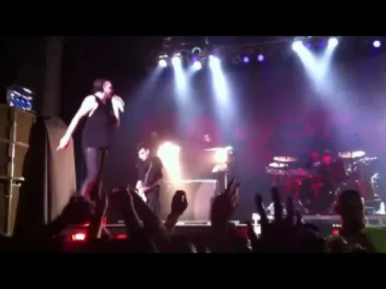 Hey Cruel World: Rock is Dead [Huntington, NY, USA, Paramount Theatre 29.04.2012, HD]