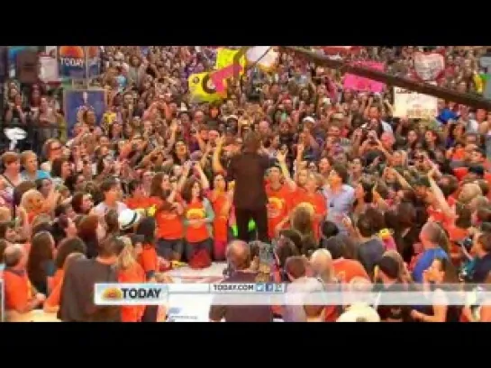 Matchbox Twenty performs She's So Mean Live on The Today Show 9-3-12