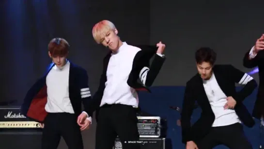 [FCVK][14.11.2015] Monsta X - Rush  Yongin concert (Minhyuk)