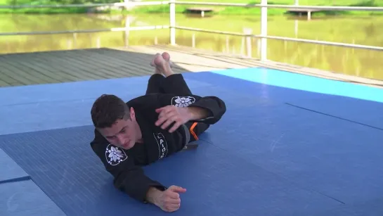 Caio Terra - 5 CROSS CHOKE LINE DRILL