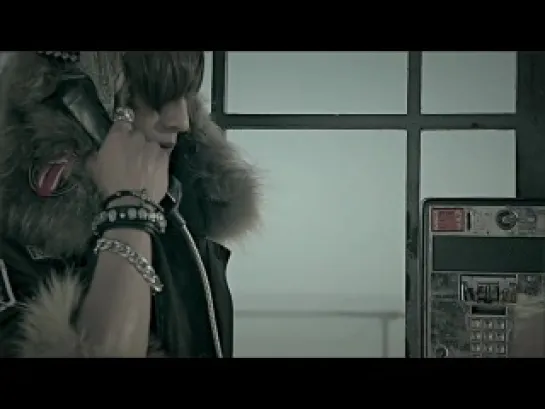 100%-Bad Guy MV