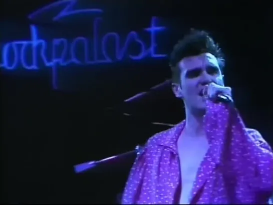 The Smiths — Girl Afraid • Hamburg Knows I‘m Miserable Now (Live In Hamburg, 6 May 1984)