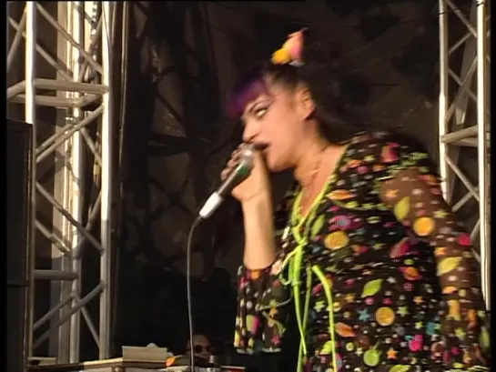 Nina Hagen — Nina Iv President • Bonn, Rheinhalle, 28.08.1999