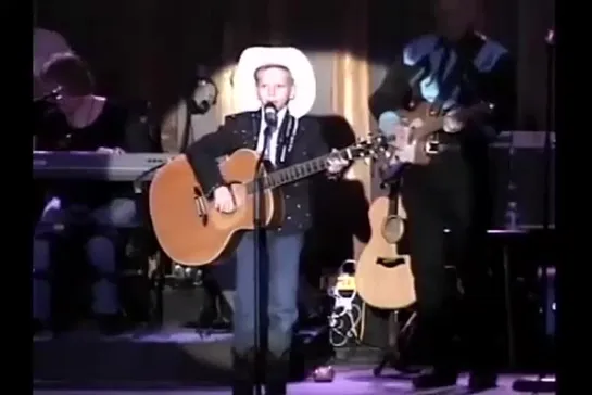 Long Gone Lonesome Blues performed by 11 yr old Mason Ramsey