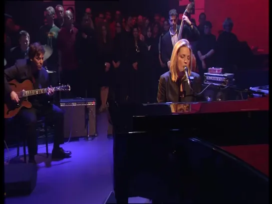 Diana Krall — Peel Me A Grape (041299) • 10 Years Of Later... With Jools Holland