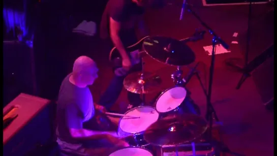 Dinosaur Jr. – They Always Come – Bug Live At 930 Club In The Hands Of The Fans