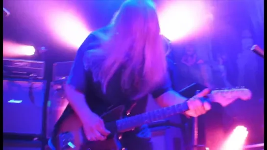 Dinosaur Jr. – No Bones – Bug Live At 930 Club In The Hands Of The Fans