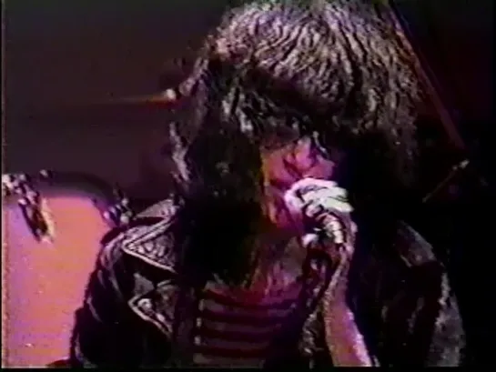 Ramones — The Kkk Took My Baby Away • Ann Arbor 10 May 1981