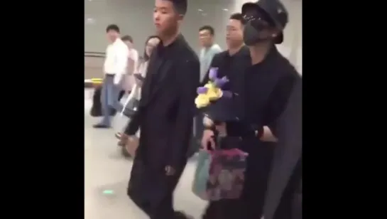 (11-05-2016) Actor Ji Chang Wook arrive in Shanghai