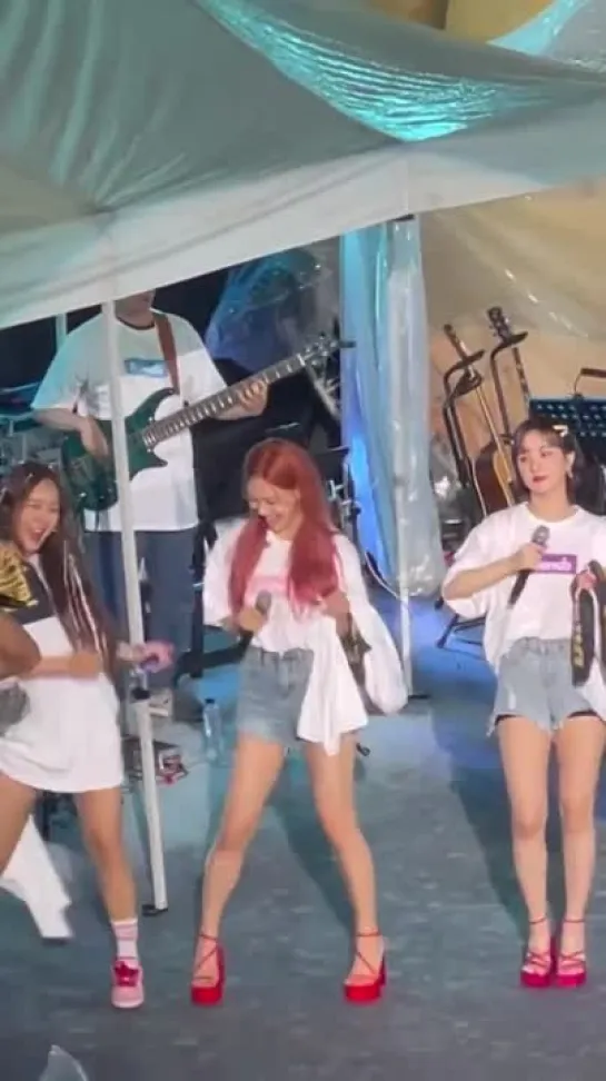 [FANCAM] 220605 Soyou @ B.N.F Festival