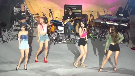 [FANCAM] 220604 SOYOU & VIVIZ - Shake it @ 2022 B.N.F Festival