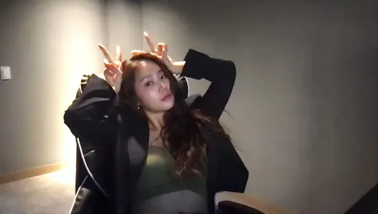 [YOUTUBE LIVE] 220210 SOYOU