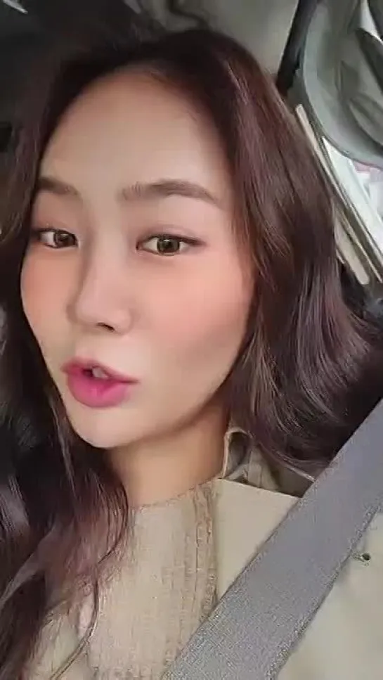 [INSTAGRAM LIVE] 211119 Сою провела прямую трансляцию в инстаграм (soooo_you)