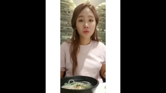 [INSTAGRAM LIVE] 180809 Сою провела прямую трансляцию в инстаграме (soooo_you)