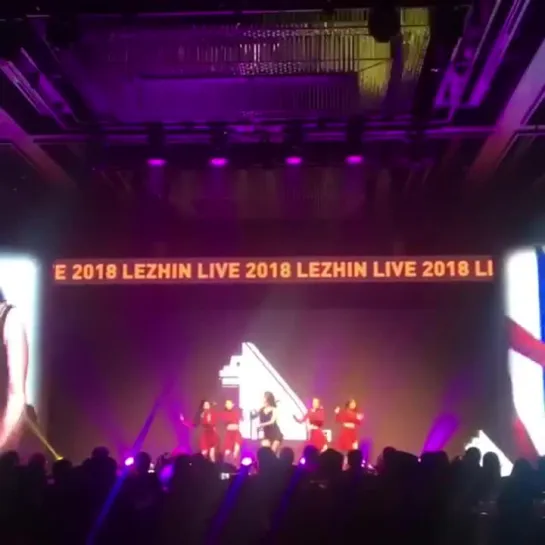 [FANCAM] 181218 SOYOU - Touch My Body @ Lezhin Live 2018