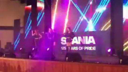 [FANCAM] 161217 SISTAR - Touch My Body @ Scania Event