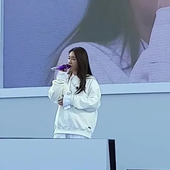 [FANCAM] 191109 SOYOU - I Need Warmth @ Longest Run Seoul 2019