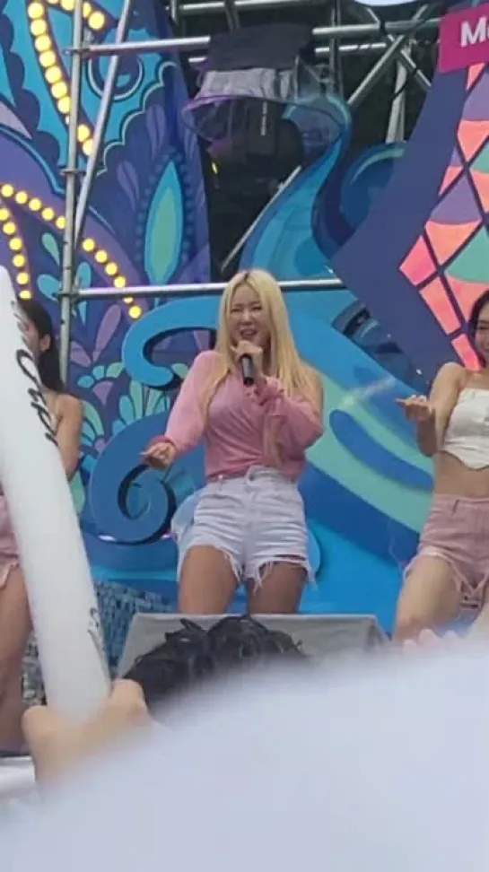 [FANCAM] 230723 SOYOU - Touch My Body @ Pool Party <Club Cabi>