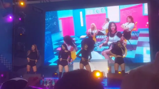 [FANCAM] 161105 SISTAR - Shake it @ IONIQ Longest Run Festival