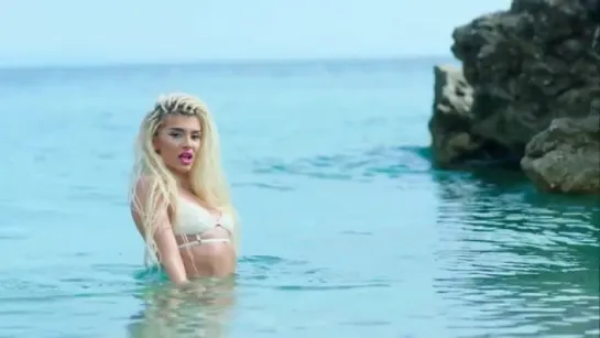 Era Istrefi ft. Ledri Vula - Shume pis