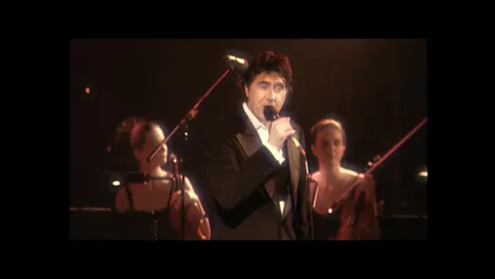 02 Bryan Ferry – Love Me Or Leave Me – Live In Paris (In Concert At Le Grand Rex • March 2000)