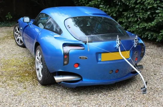 TVR Sagaris - Pops, bangs  flames in the Hindhead Tunnel