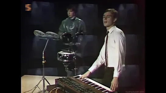 Orchestral Manoeuvres In The Dark - Messages (1980)