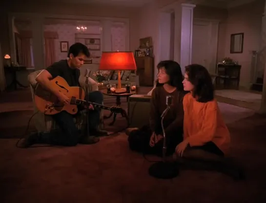 James Marshall, Sheryl Lee, Lara Flynn Boyle - Just You and I @ Twin Peaks S2E2 1990