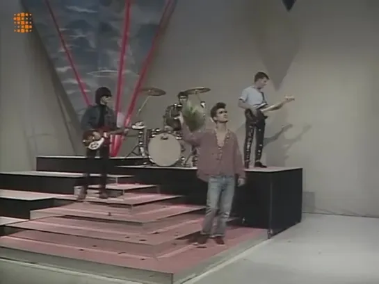 The Smiths - This Charming Man @ French TV (1983)