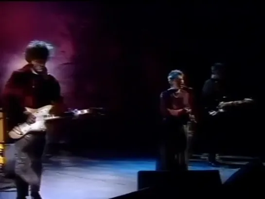 Cocteau Twins - The Spangle Maker @ Old Grey Whistle Test 24.02.1984