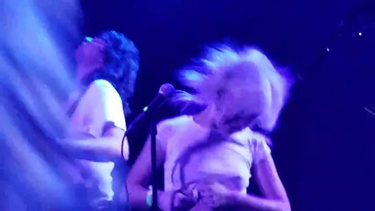 Amyl and the Sniffers - Monsoon Rock + Some Mutts (Cant Be Muzzled) @ Echo, LA, USA, October 15, 2018