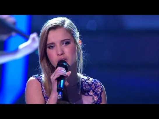 Rachael Leahcar - Smile (The Voice Australia 2012)