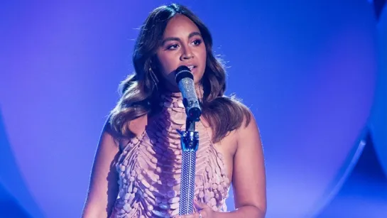 Jessica Mauboy - Fallin' (Live on The Voice Australia 2017)