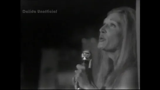 Dalida ♪ Deux colombes (live Châtel-Guyon)