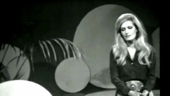 Dalida ♫ Mamina ♪ 1972