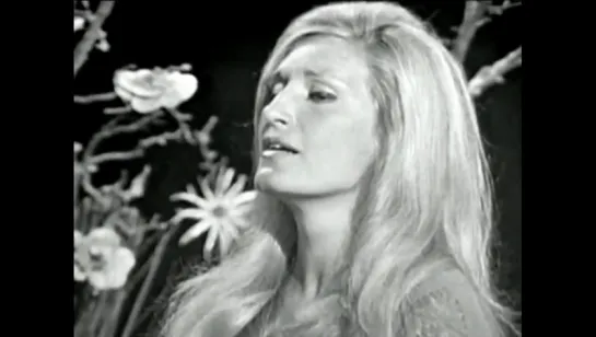 Dalida ♫ Vado via ♪ 1973