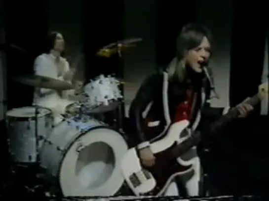 Suzi Quatro- Your Mama Won't Like Me.