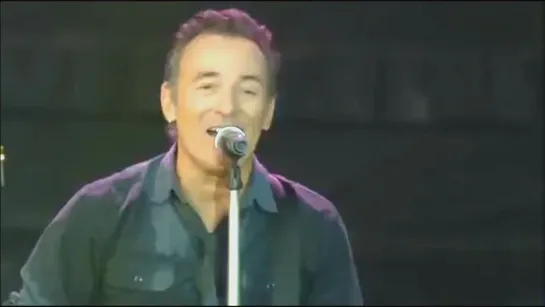 Bruce Springsteen & the E Street Band - I'm Goin' Down (Live in London, England on 30 June  2013)