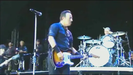 Bruce Springsteen & the E Street Band - Downbound Train (Live in London, England on 30 June  2013)