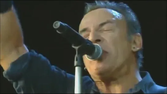 Bruce Springsteen & the E Street Band - Born in the U.S.A. / Cover Me (Live in London, England on 30 June  2013)