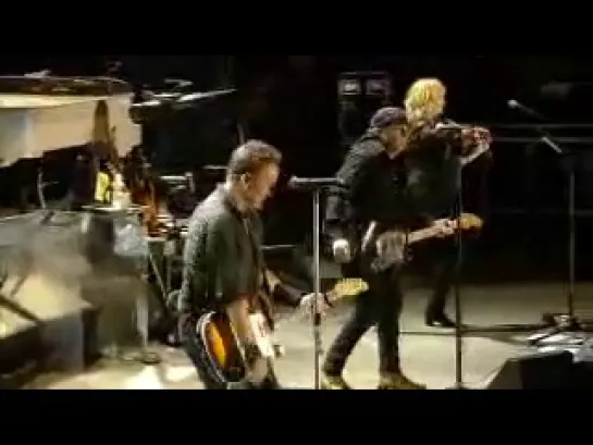 Bruce Springsteen - Dancing in the Dark live @ Hyde Park