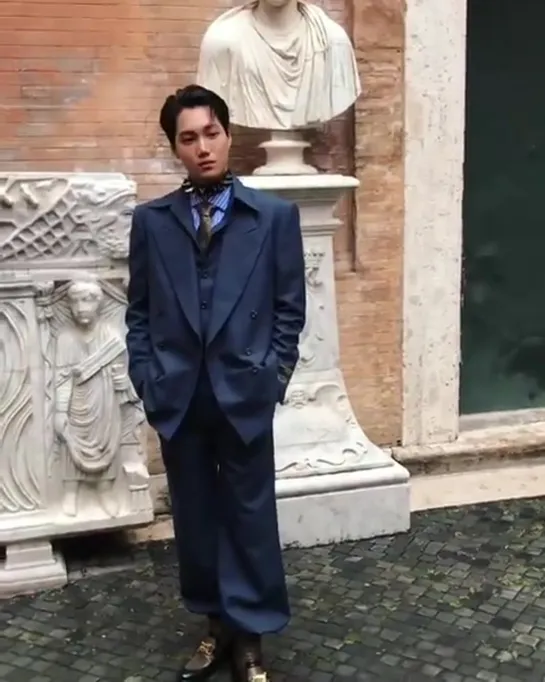 190528 Kai на Gucci Cruise 2020 Fashion Show