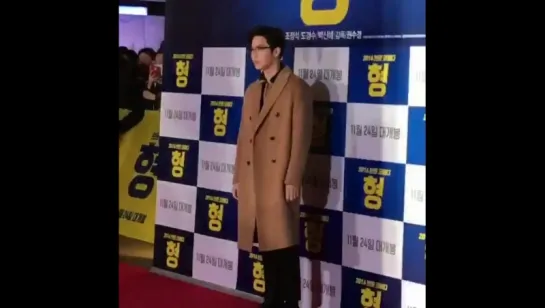 161123 Suho на VIP première ‘Hyung’