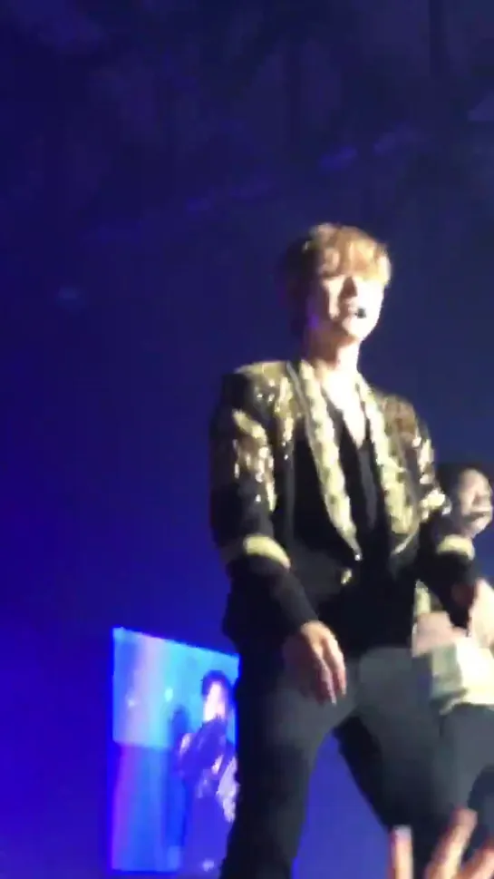 [VK][190601] MONSTA X fancam - Mohae @ The 3rd World Tour: We Are Here in Bangkok