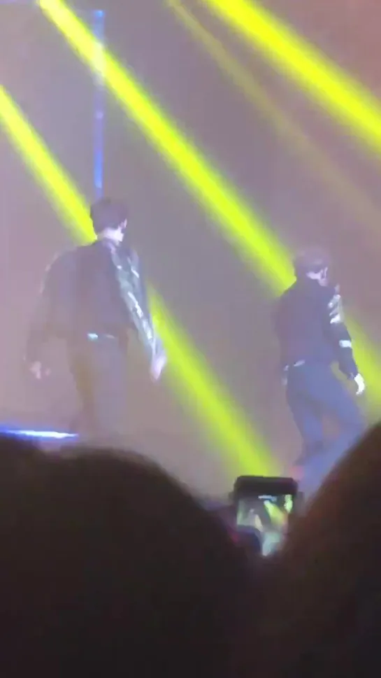 [VK][190601] MONSTA X fancam - Trespass (Kihyun focus) @ The 3rd World Tour: We Are Here in Bangkok