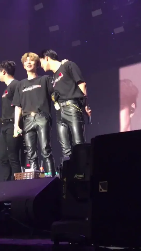 [VK][190601] MONSTA X fancam Talk Time (Kihyun focus) @ The 3rd World Tour: We Are Here in Bangkok