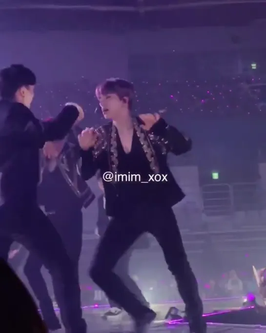 [VK][190413] MONSTA X fancam - Party Time (Kihyun focus) @ The 3rd World Tour: We Are Here in Seoul D-1